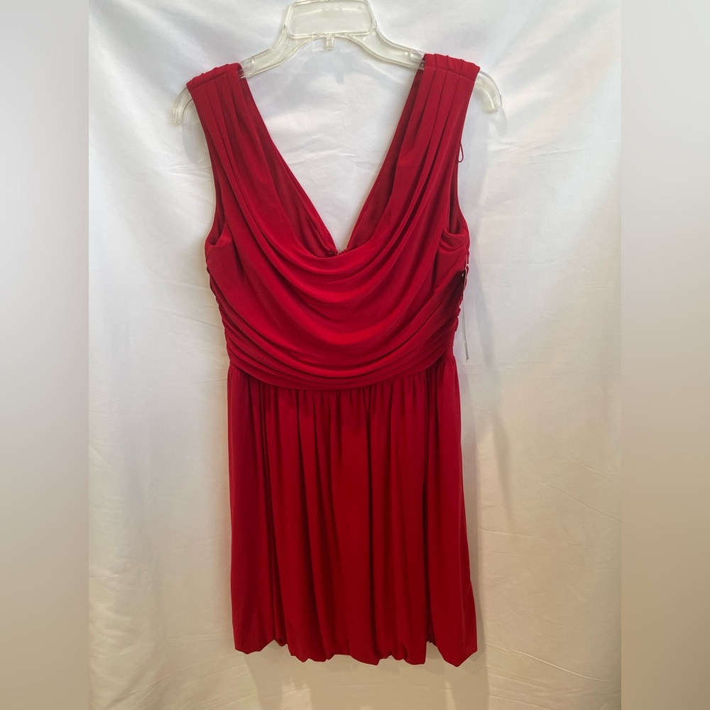 NWT- Scarlett Nite Elegant Red Sleeveless Cocktail Dress Size 16